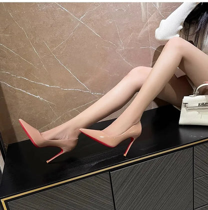 PointeChic — Escarpins Stiletto Cuir Verni Talon Haut Femme