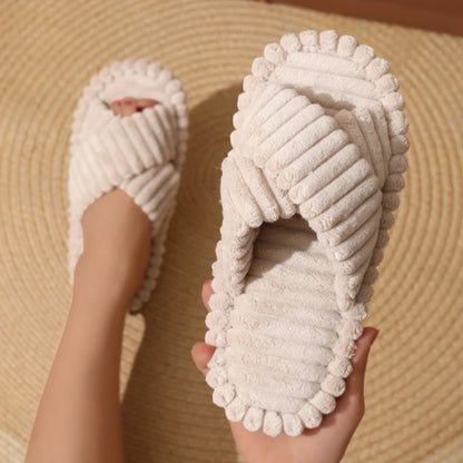 Lunae™ – Chaussons Velours Bande Croisée pour Femme