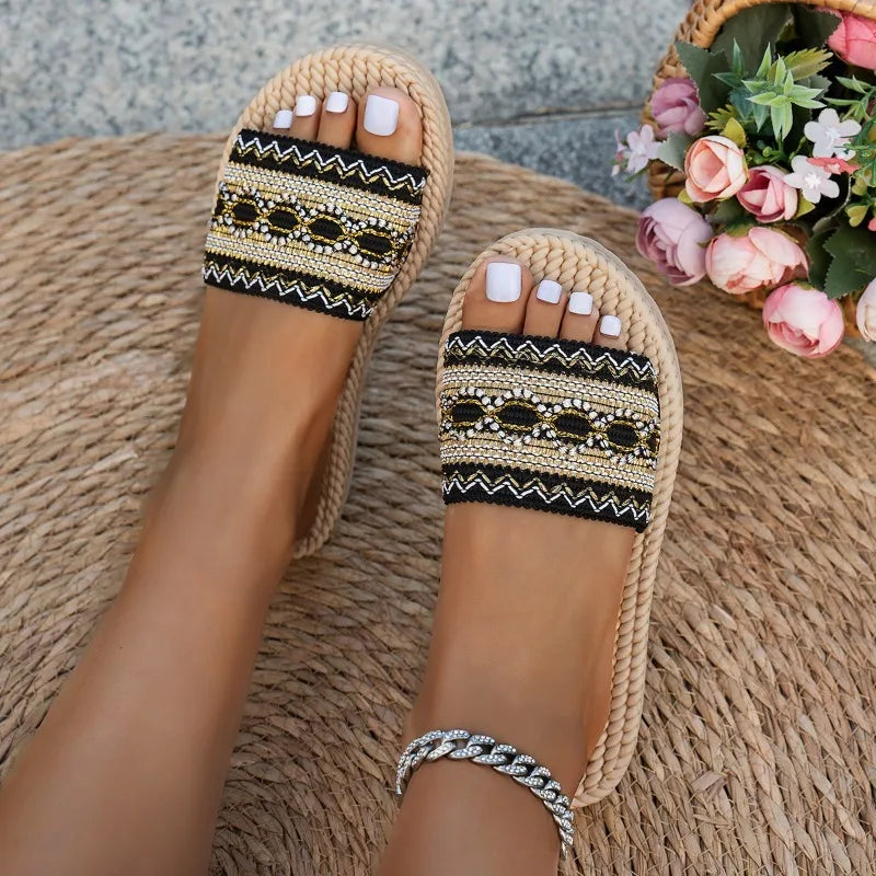 Mira™ – Mules Bohèmes à Pompons pour Femme